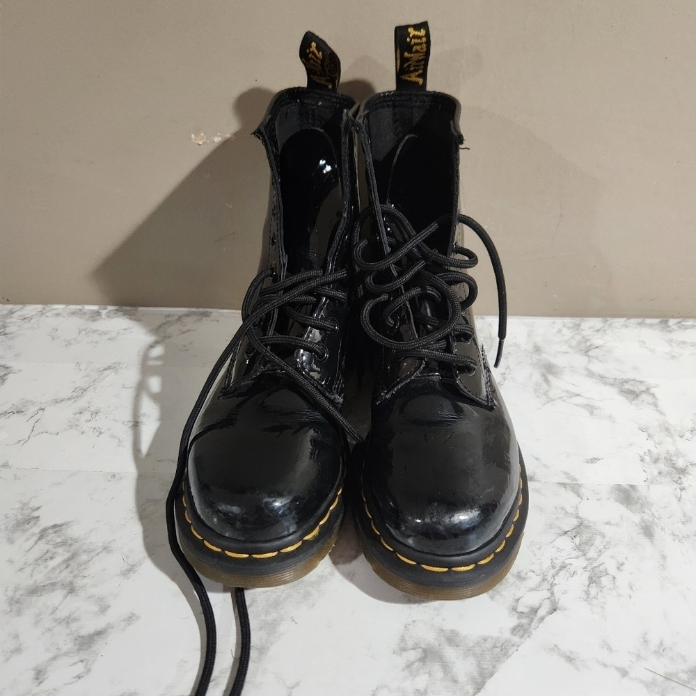 Doc Martens 1460 Black Boot Womens Size 6 - Picture 2 of 7